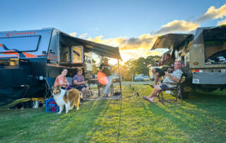 Stanthopre Holiday Park - Caravan Park in Stanthorpe - Grassy Caravan and Camping Sites